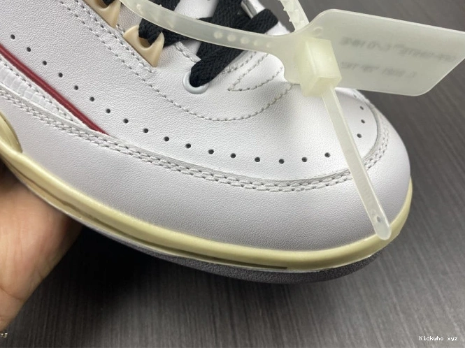 DJ4375-106 White SP Jordan Off-White Red Low Retro 2 0809